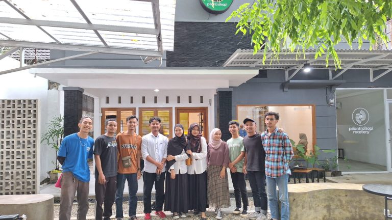 Hadirkan Program Pilantrokopi Demi Memberdayakan Petani Kopi